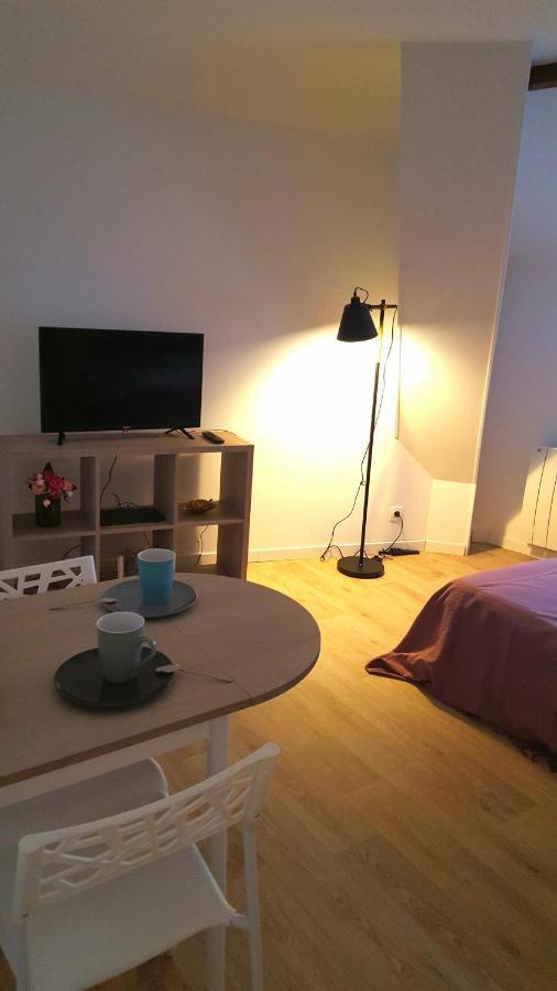 Studios Tout Equipes Cosne-sur-Loire エクステリア 写真